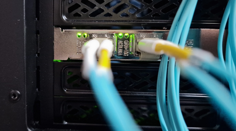 10G link on 10Gbe Intel X520-DA2 NIC